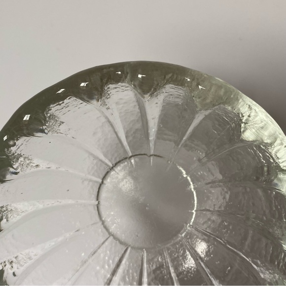 Recycled Glass Bowl Candy Dish 5” Clear Petal Style Flower Shape Heavy Trinket - Picture 10 of 15
